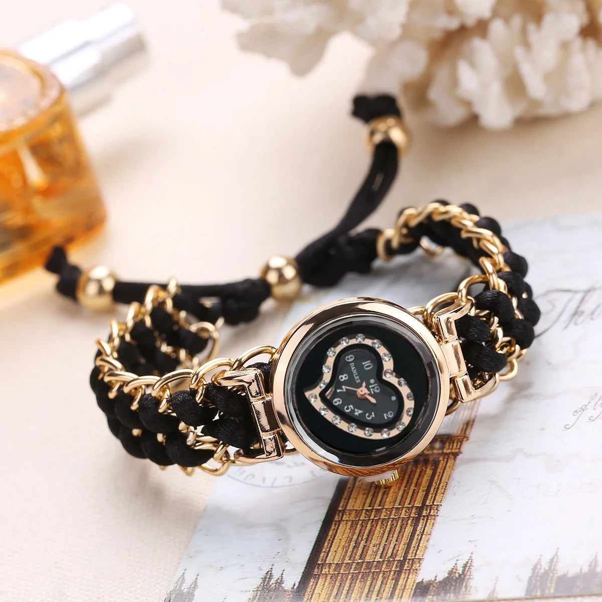 Fashion women's watch everything new color chain braided bracelet bracelet bracelet quartz watch